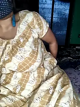 Snapshot of Shiyalsen chatting on 11/26/25, 12:22 Shiyalsen online show from 11/26/25, 12:22