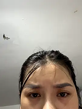 Snapshot of Titlelove chatting on 10/17/25, 07:22 Titlelove online show from 10/17/25, 07:22