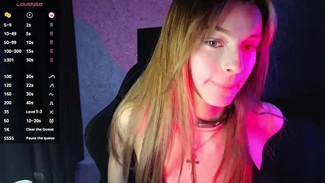 Snapshot of kitti_sweett chatting on 04/23/26, 09:28 kitti sweett online show from 04/23/26, 09:28