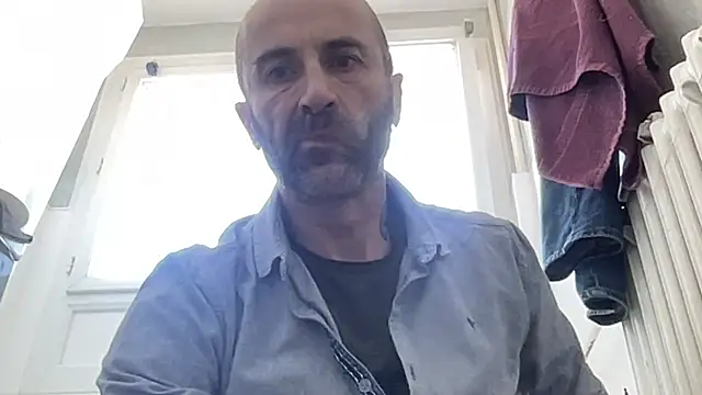 slave44nantes online show from 10/13/25, 12:49