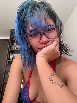 Snapshot of sukulaurens chatting on 04/03/26, 03:10 sukulaurens online show from 04/03/26, 03:10