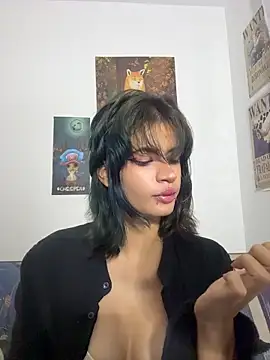 sukulaurens online show from 05/30/26, 04:09