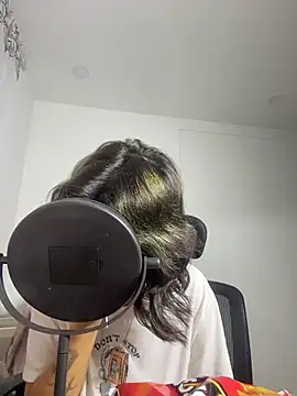 sukulaurens online show from 07/20/26, 03:43