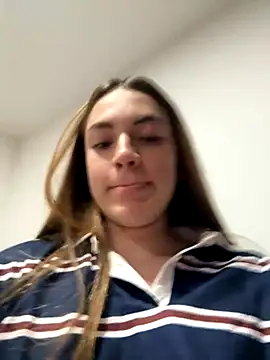 Snapshot of AnastasiaGrey___ chatting on 10/29/25, 09:27 AnastasiaGrey    online show from 10/29/25, 09:27