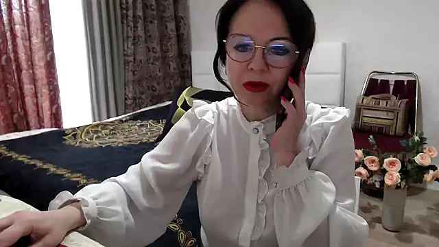 Snapshot of Arisa5000 chatting on 04/29/26, 07:23 Arisa5000 online show from 04/29/26, 07:23