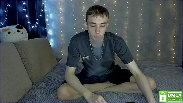 Snapshot of felixcurt69 chatting on 03/09/26, 06:45 felixcurt69 online show from 03/09/26, 06:45