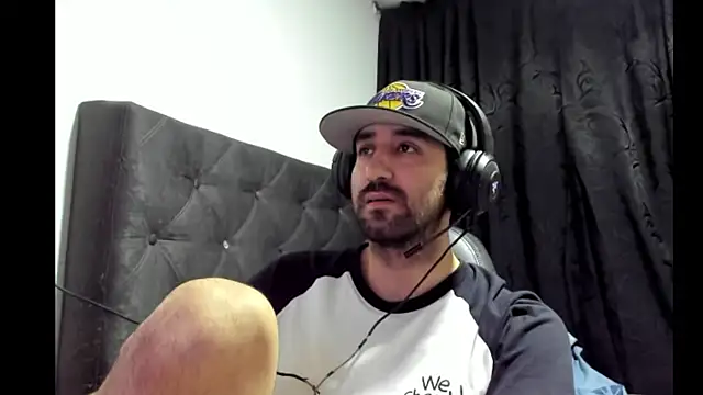 coolfriki online show from 10/29/25, 05:42