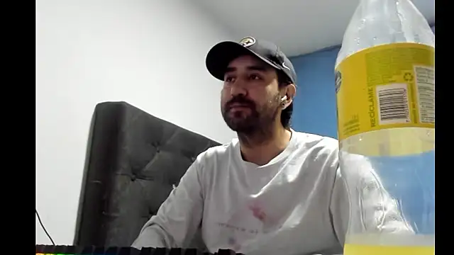 coolfriki online show from 02/03/26, 04:54