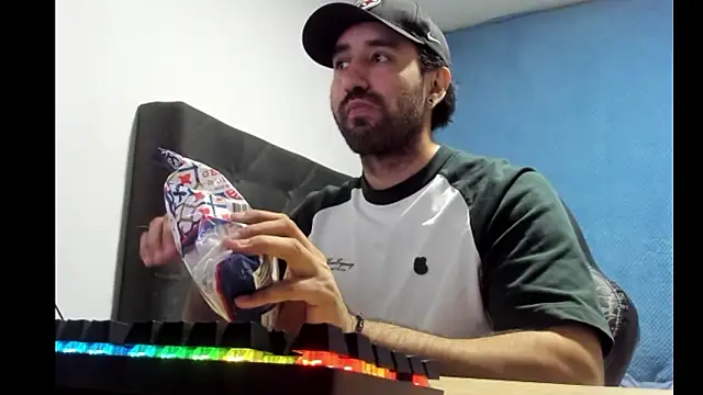 coolfriki online show from 02/04/26, 01:55