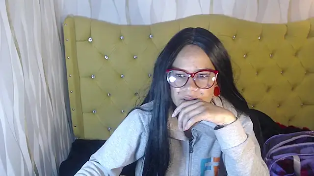 Snapshot of blackxstar11 chatting on 12/14/25, 02:50 blackxstar11 online show from 12/14/25, 02:50