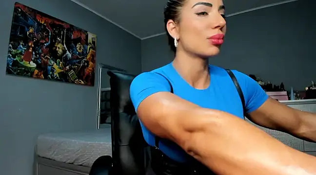 Alesyamuscledollxh online show from 02/07/25, 12:39