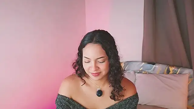 Snapshot of _Bella_Beth_ chatting on 10/17/25, 06:38 Bella Beth online show from 10/17/25, 06:38