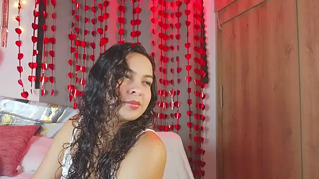  Bella Beth  online show from 02/18/26, 04:08