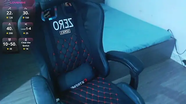 Snapshot of mystica-myst chatting on 03/29/26, 01:44 mystica-myst online show from 03/29/26, 01:44