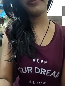 Snapshot of anjali2351 chatting on 11/06/25, 06:53 anjali2351 online show from 11/06/25, 06:53