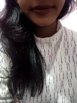 Snapshot of anjali2351 chatting on 11/22/25, 04:28 anjali2351 online show from 11/22/25, 04:28