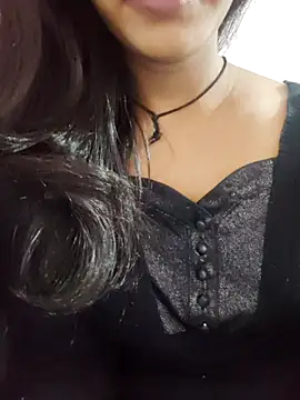 Snapshot of anjali2351 chatting on 11/23/25, 04:56 anjali2351 online show from 11/23/25, 04:56