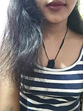 Snapshot of anjali2351 chatting on 03/23/26, 05:06 anjali2351 online show from 03/23/26, 05:06