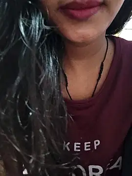 Snapshot of anjali2351 chatting on 03/27/26, 12:27 anjali2351 online show from 03/27/26, 12:27