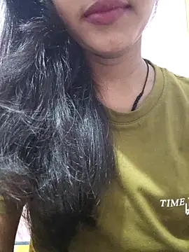 Snapshot of anjali2351 chatting on 04/04/26, 04:59 anjali2351 online show from 04/04/26, 04:59