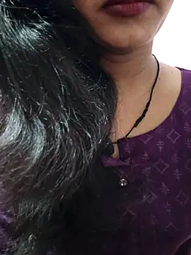 Snapshot of anjali2351 chatting on 04/21/26, 04:30 anjali2351 online show from 04/21/26, 04:30