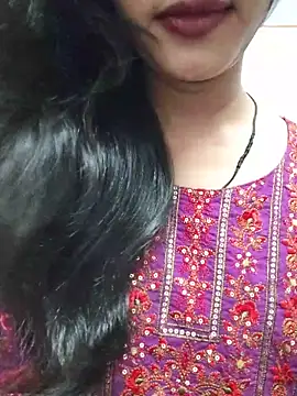 Snapshot of anjali2351 chatting on 06/07/26, 06:11 anjali2351 online show from 06/07/26, 06:11