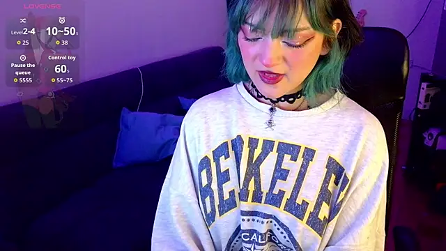 lucyliw online show from 10/09/25, 06:55