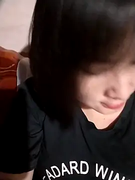 Snapshot of Jeassi-sica chatting on 10/21/25, 01:12 Jeassi-sica online show from 10/21/25, 01:12