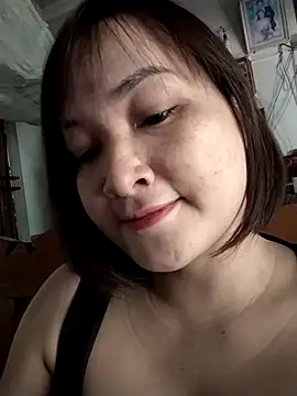 Snapshot of Jeassi-sica chatting on 10/22/25, 02:45 Jeassi-sica online show from 10/22/25, 02:45