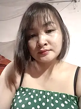 Snapshot of Jeassi-sica chatting on 10/26/25, 09:04 Jeassi-sica online show from 10/26/25, 09:04