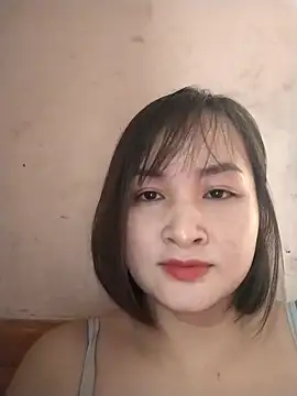 Snapshot of Jeassi-sica chatting on 10/31/25, 03:40 Jeassi-sica online show from 10/31/25, 03:40