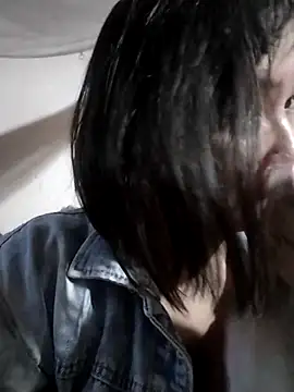 Snapshot of Jeassi-sica chatting on 10/31/25, 11:50 Jeassi-sica online show from 10/31/25, 11:50