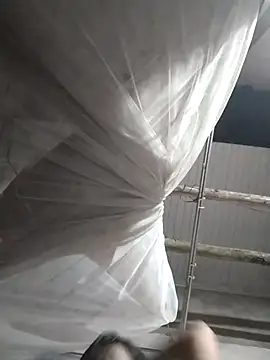 Snapshot of Jeassi-sica chatting on 11/26/25, 02:51 Jeassi-sica online show from 11/26/25, 02:51