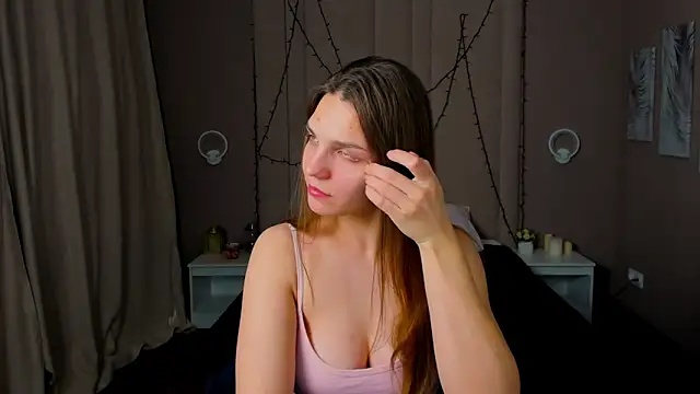 Snapshot of LesiBrizo chatting on 12/05/25, 01:58 LesiBrizo online show from 12/05/25, 01:58