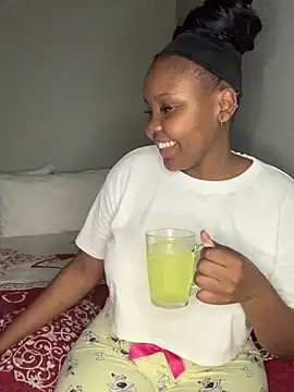 Snapshot of Scarlettxx21 chatting on 03/31/26, 08:42 Scarlettxx21 online show from 03/31/26, 08:42