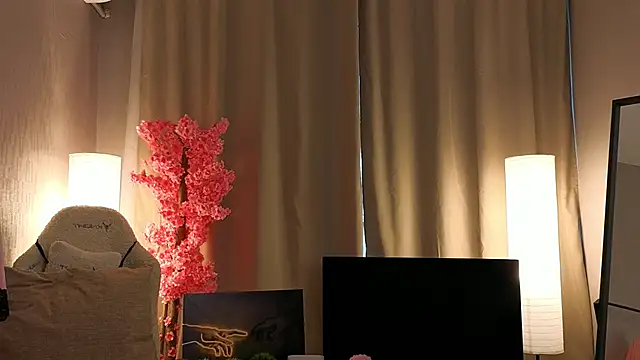 Milf mammyy online show from 10/14/25, 07:09