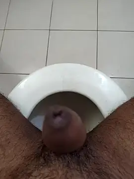 fueyyvvirub online show from 10/15/25, 07:30