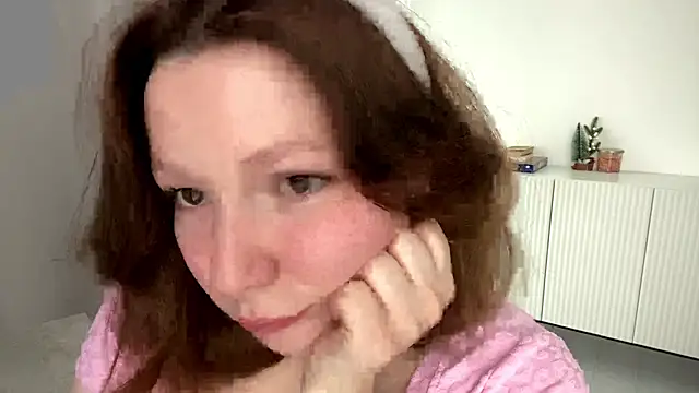 Snapshot of TamekiaSamii chatting on 11/14/25, 07:07 TamekiaSamii online show from 11/14/25, 07:07