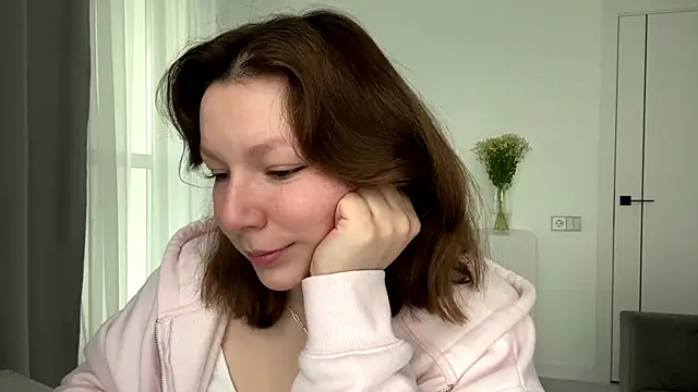 Snapshot of TamekiaSamii chatting on 11/19/25, 07:08 TamekiaSamii online show from 11/19/25, 07:08