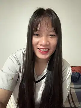 TrangNemo online show from 11/17/25, 12:38