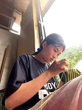 Mylinh- online show from 10/08/25, 07:06