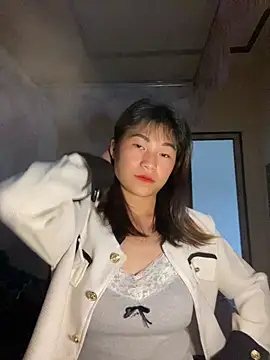 Mylinh- online show from 10/16/25, 02:12