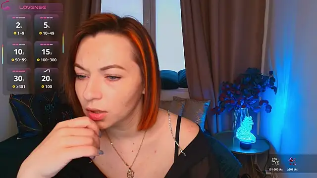 Snapshot of Serena_Foxxx chatting on 05/21/26, 01:45 Serena Foxxx online show from 05/21/26, 01:45