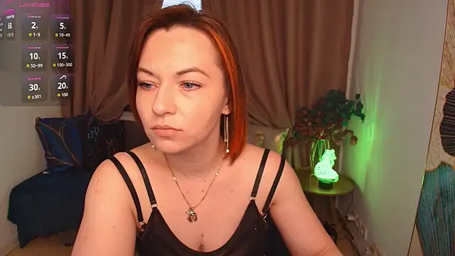 Snapshot of Serena_Foxxx chatting on 05/29/26, 05:38 Serena Foxxx online show from 05/29/26, 05:38
