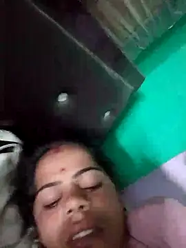 Snapshot of Hot_eras36 chatting on 10/11/25, 10:52 Hot eras36 online show from 10/11/25, 10:52