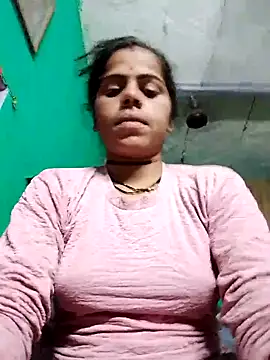 Snapshot of Hot_eras36 chatting on 10/14/25, 03:46 Hot eras36 online show from 10/14/25, 03:46