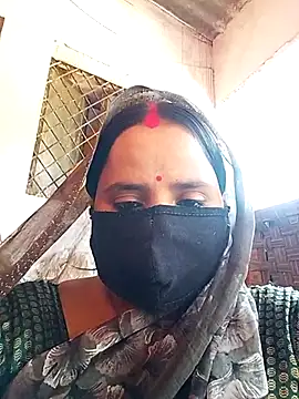 Snapshot of Cr_sonam chatting on 04/21/26, 05:47 Cr sonam online show from 04/21/26, 05:47