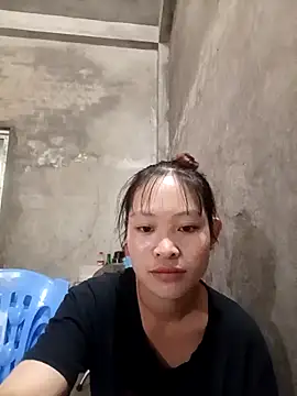 Young vietnamese online show from 10/19/25, 12:11