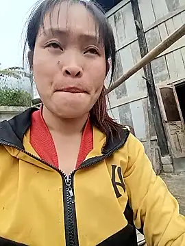 Young vietnamese online show from 10/27/25, 01:31