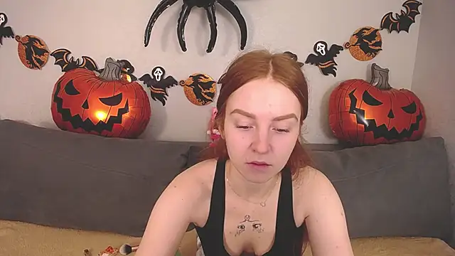 Evarey  online show from 10/31/25, 05:30